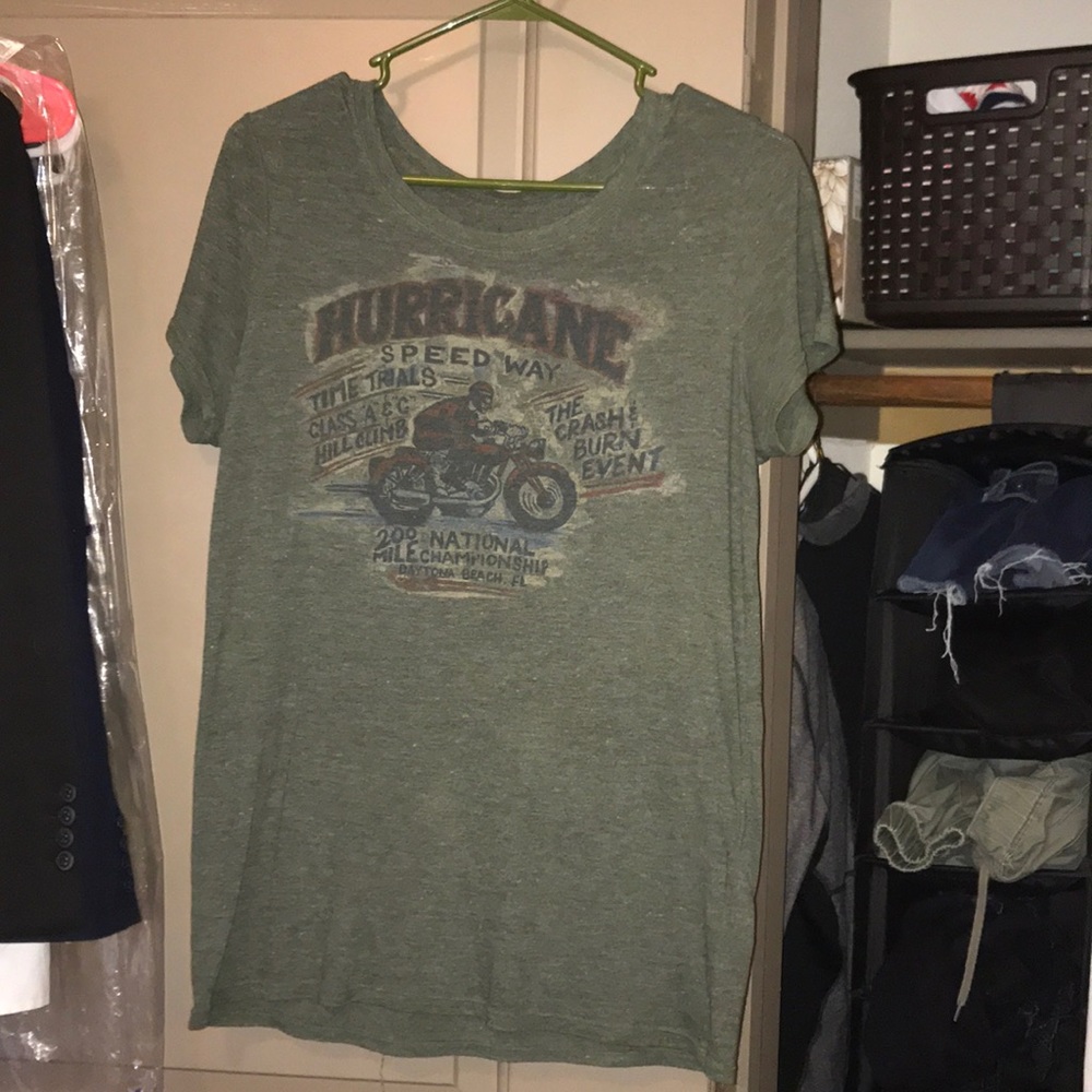 Hunter green tee